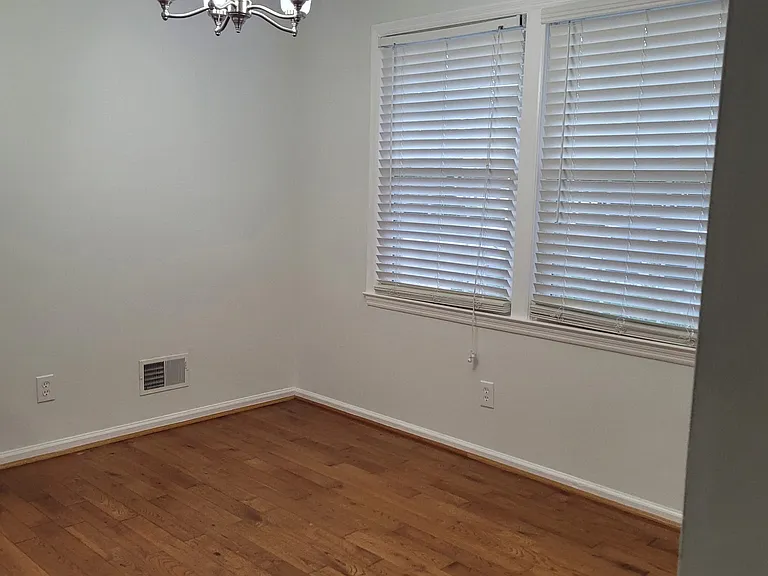 2701A Cliffside Dr — Photo 12