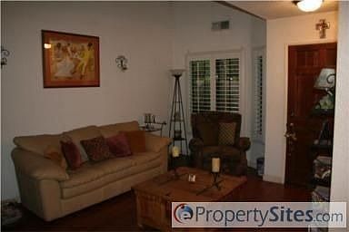 2nd image of 128 Poxon Pl