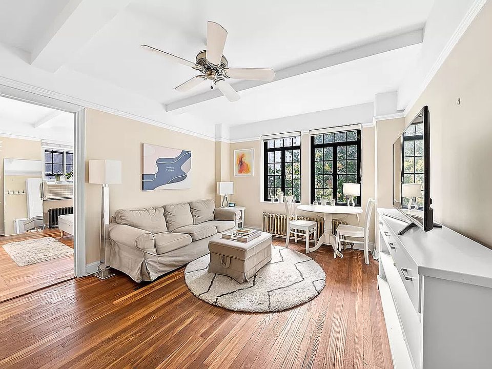 1st image of 5 Tudor City Pl APT 420