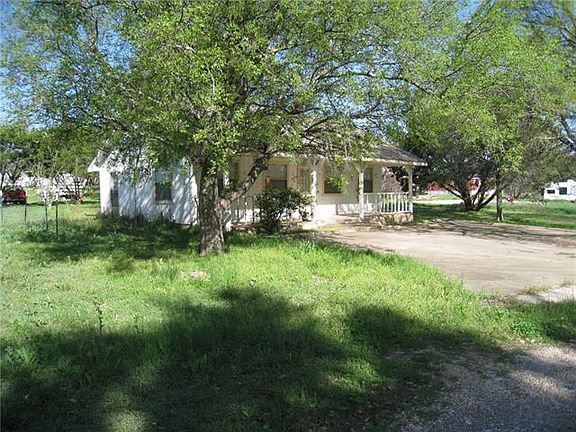 3rd image of 122 County Road 1773