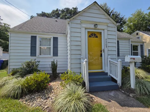 7405 Yorktown Dr, Norfolk, VA 23505