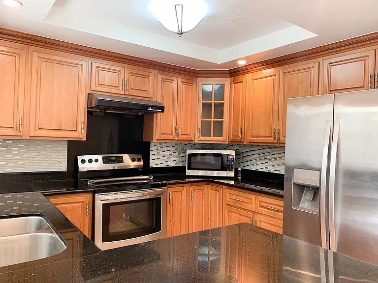 4577 Meadowhurst Ct — Photo 8