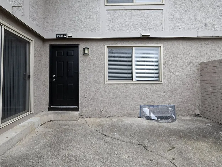Townhomes at Fairways — Photo 94