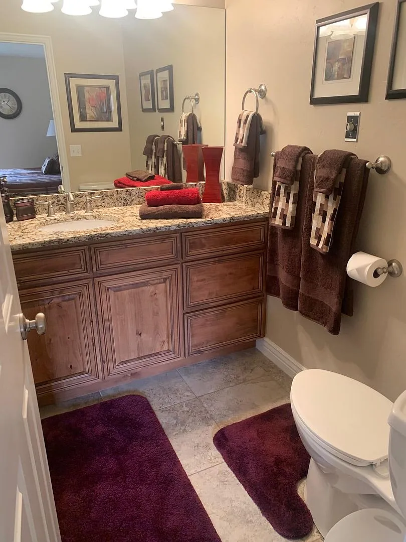 Fully furnished 2 bed 2 bath! — Photo 4
