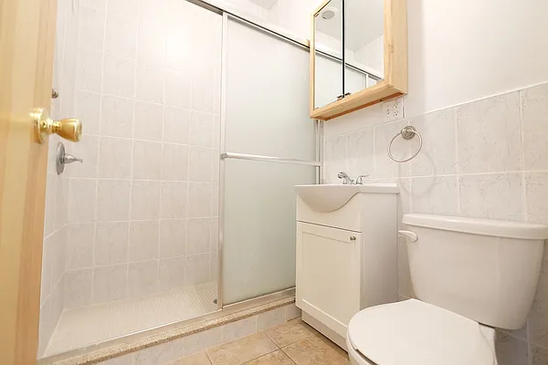 Rented by SBJ Brokerage, LLC | media 35