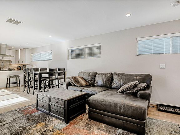 4th image of 1417 Irving Street