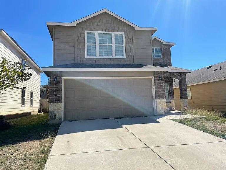 3738 Gallery Wls — Photo 36