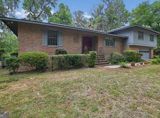 180 Saint Clair Dr, Saint Simons Island, GA 31522