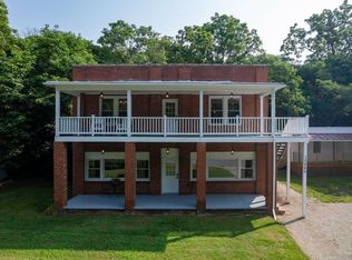 13260 Little Dry River Rd, Fulks Run, VA 22830