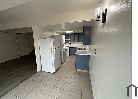 240 Holly St #11 — Photo 22