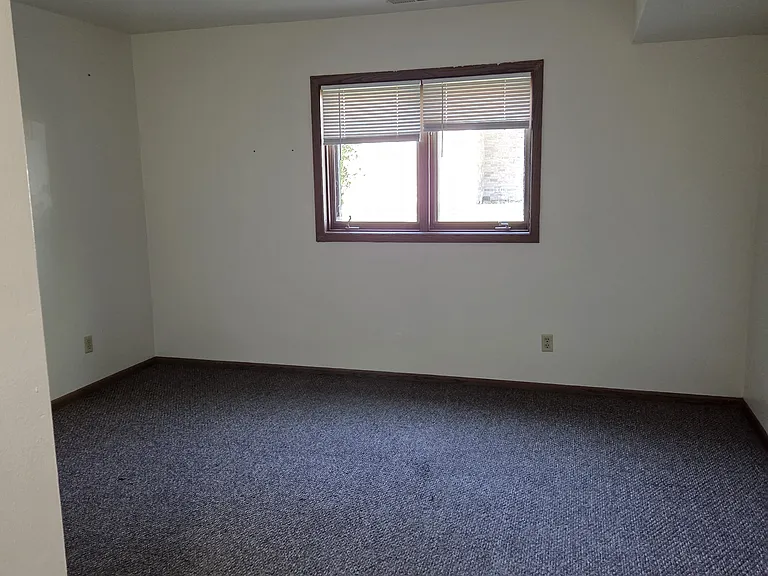 12881 W Hampton Ave — Photo 10