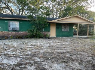1605 N Patrick Cir, Daytona Beach, FL 32117