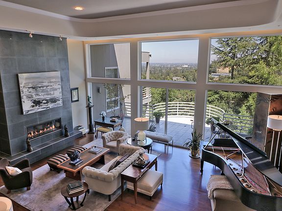 5th image of 15995 Cerro Vista Dr