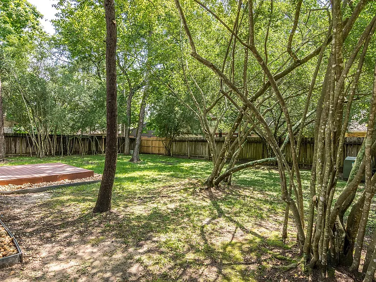 6 Basal Briar Ct — Photo 31