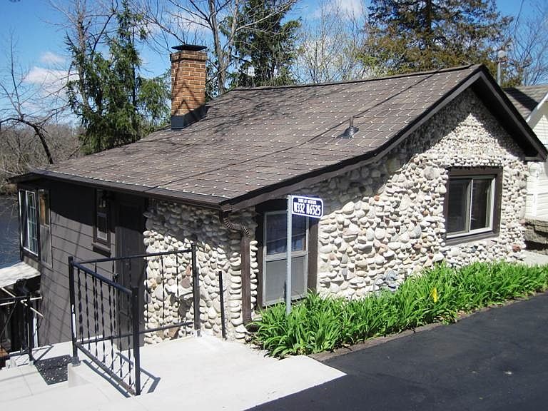 1st image of W332N6525 County Road C