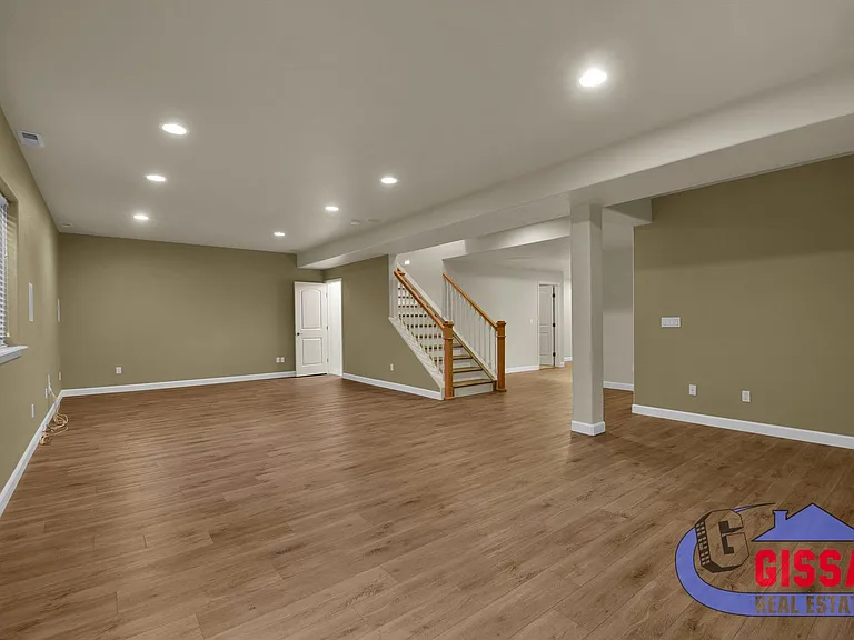 8109 Winding Passage Dr — Photo 35