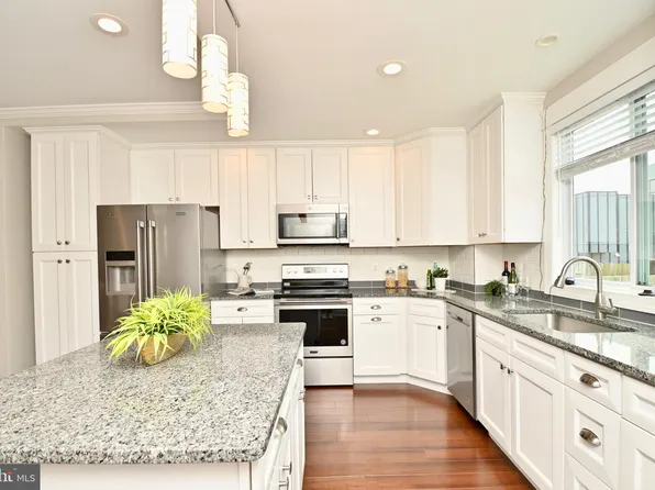 1103 Morse St NE, Washington, DC 20002