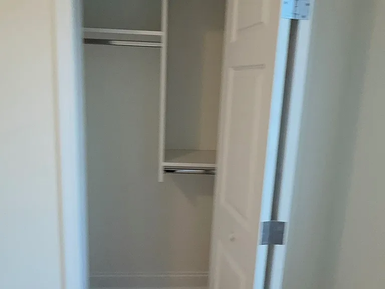 218 Ellery Ct — Photo 17