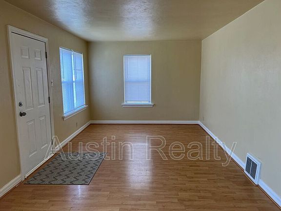 5th image of 2820 Ashby Rd