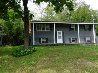 97 Hathorn Blvd, Saratoga Springs, NY 12866