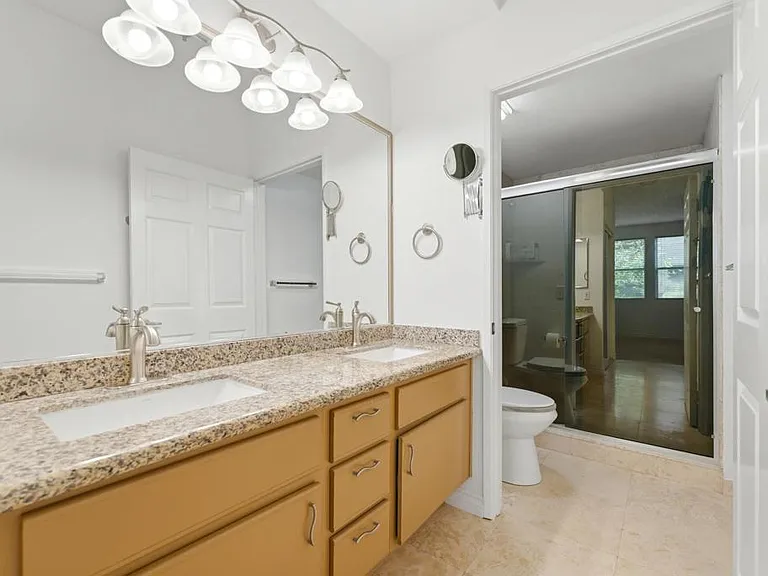 680 Camino De La Reina #2201 — Photo 14