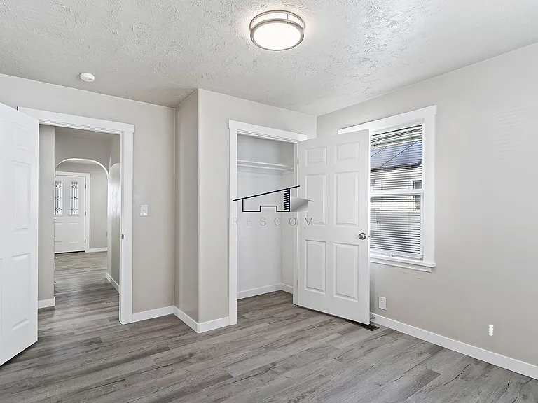 3480 Ogden Ave — Photo 12