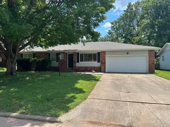 1342 E Gretna Street, Springfield, MO 65804
