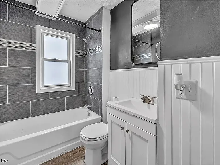 1617 Winchester Ave — Photo 13