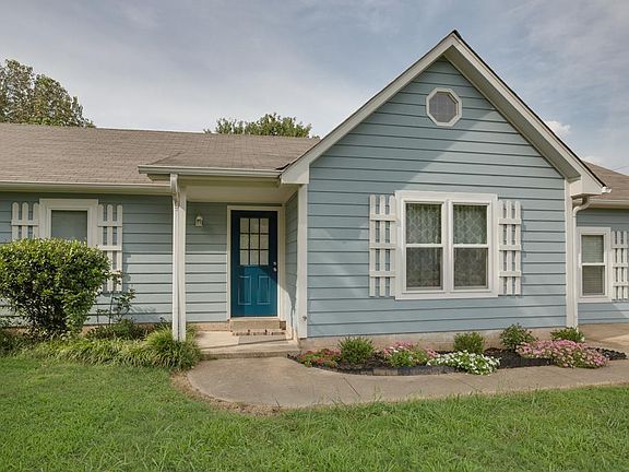4th image of 84 Parkwood Ln