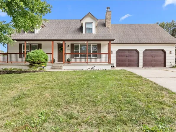 1331 NE Depot Dr, Lees Summit, MO 64086