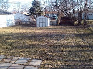 1148 Fall River Rd, Ypsilanti, MI 48198