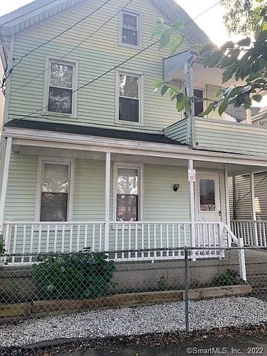 1391 Park Ave #2 Photo 1