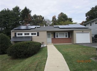 7 Overhill Rd, Middletown, NY 10940