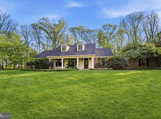 1 Oak Tree Ln, Malvern, PA 19355