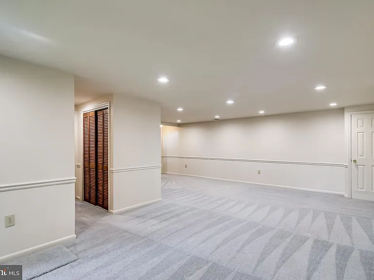 6 Rippling Brook Ct — Photo 23