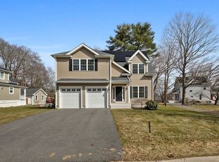 129 Dennison Ave, Framingham, MA 01702