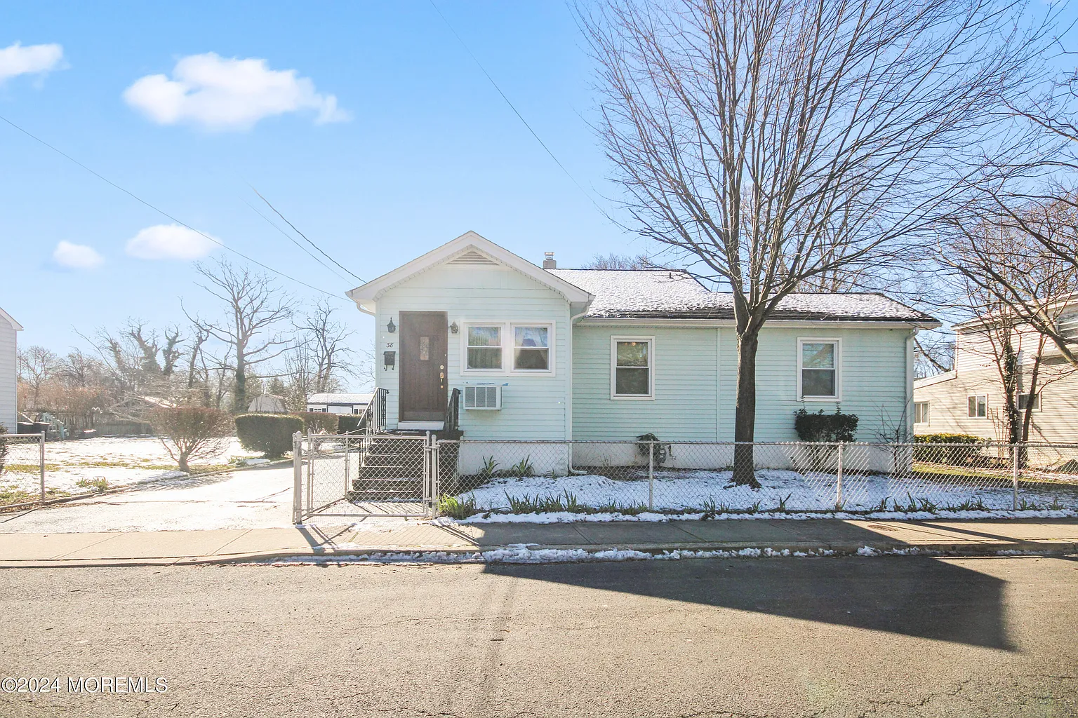 38 Linton Place photo 1