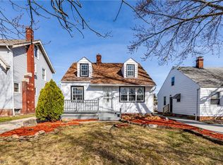 15409 S Fernway Dr, Maple Heights, OH 44137