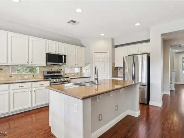 4213 Bridesmaid Falls Ave, North Las Vegas, NV 89085
