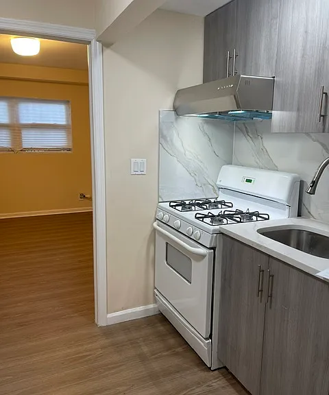 124-01 Hillside Ave #PENTHOUSE — Photo 4
