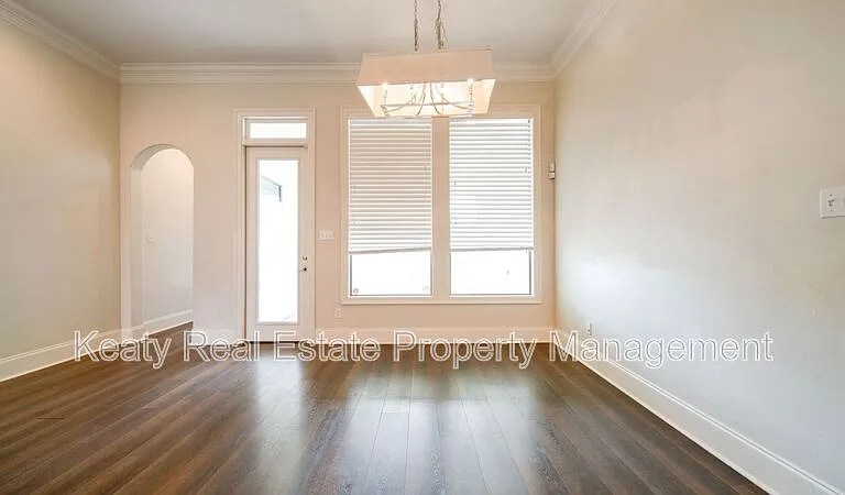 204 Sleepy Brook Rd — Photo 4
