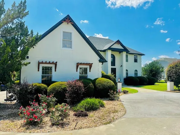 943 Basswood Rd, Douglas, GA 31535