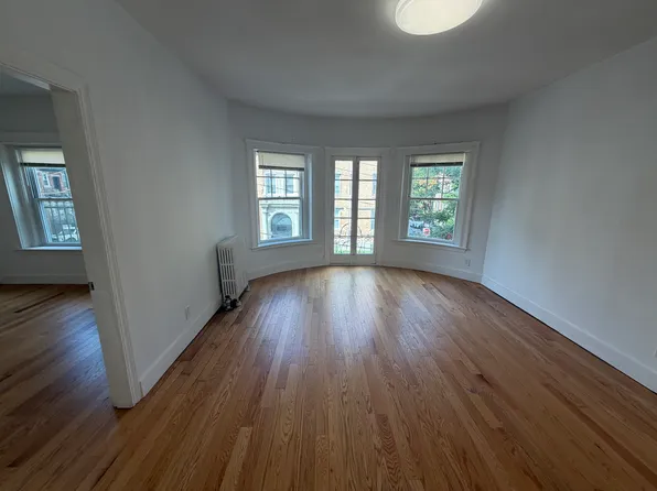 41 Strathmore Rd APT 4, Boston, MA 02135