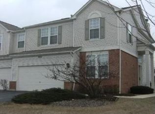 2930 Peachtree Cir, Aurora, IL 60502