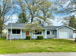 6871 Dormey St, Caseville, MI 48725