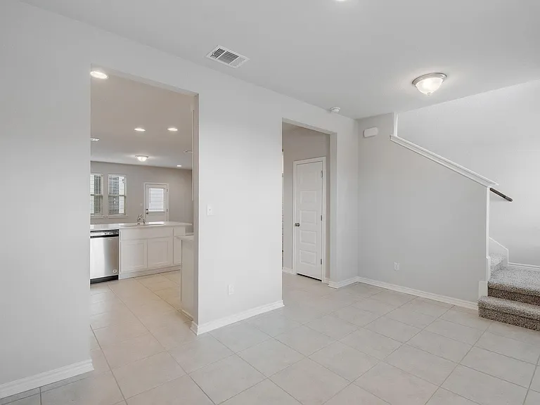 1661 Yaupon Grove Ln — Photo 5