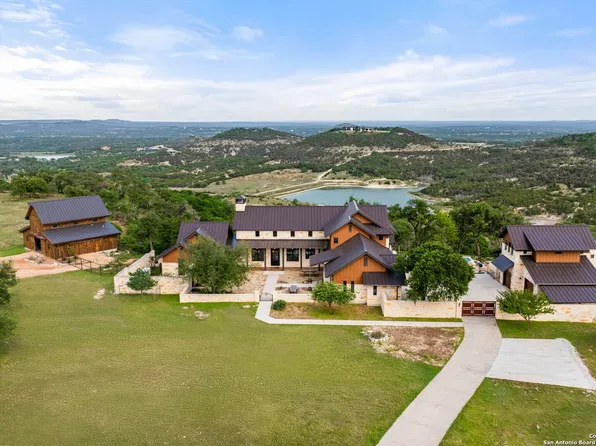 1755 Bluff Ridge Trail, Blanco, TX 78606
