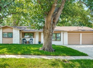 1926 Kent Dr, Arlington, TX 76010