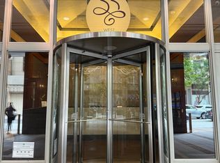 33 W Ontario St APT 51G, Chicago, IL 60654