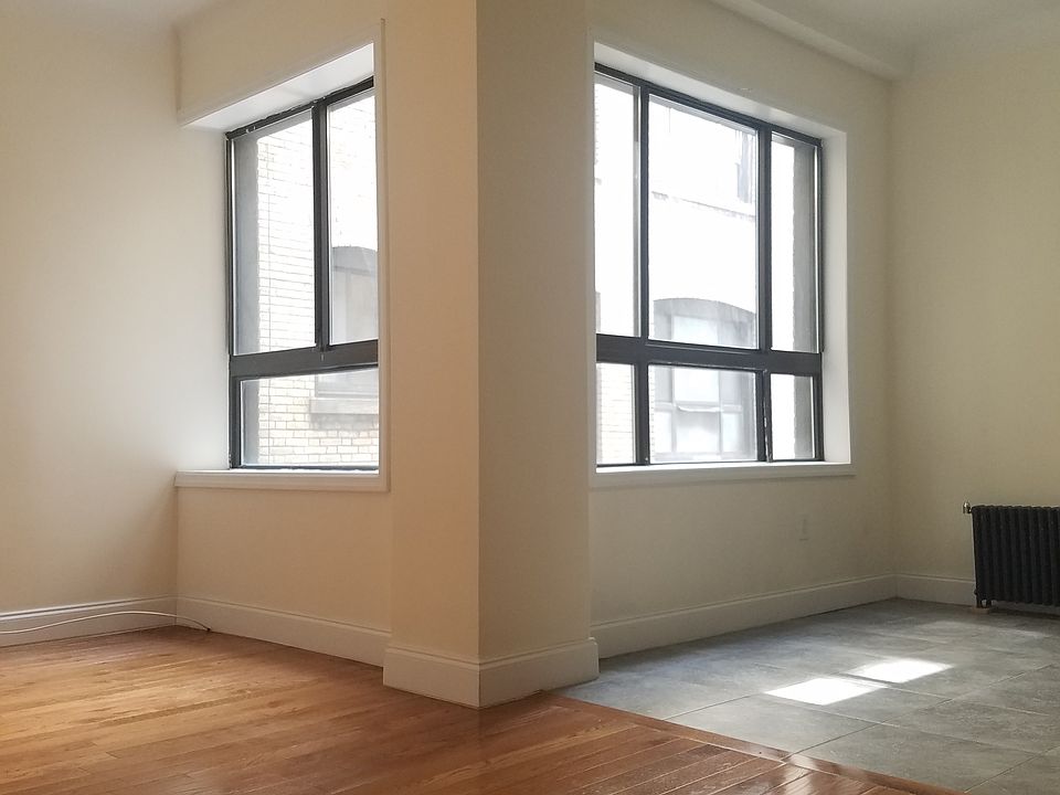 1st image of 300 W 49th St APT 307